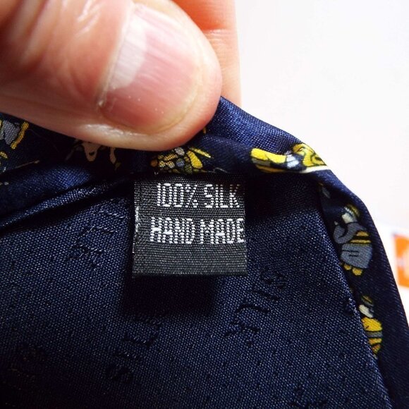 Giorgio Armani Silk Tie NWT - Picture 5 of 9